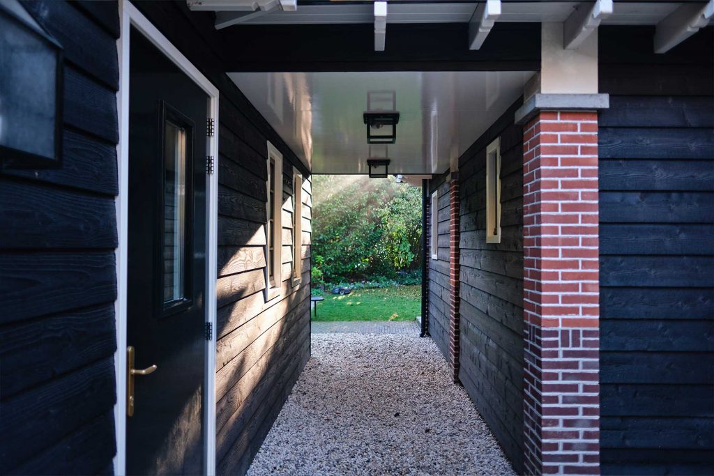 Nieuwe garage en aanbouw woning in Bilthoven